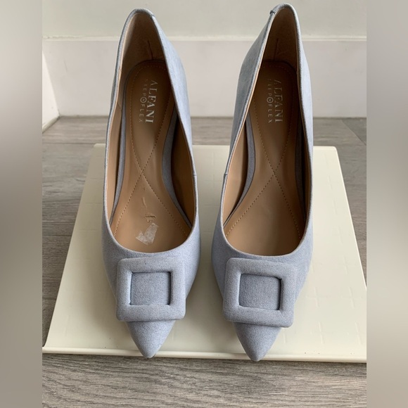 Alfani Jerison Womens Faux Suede Light Blue Comfort Pumps in Size 6M - Picture 3 of 14